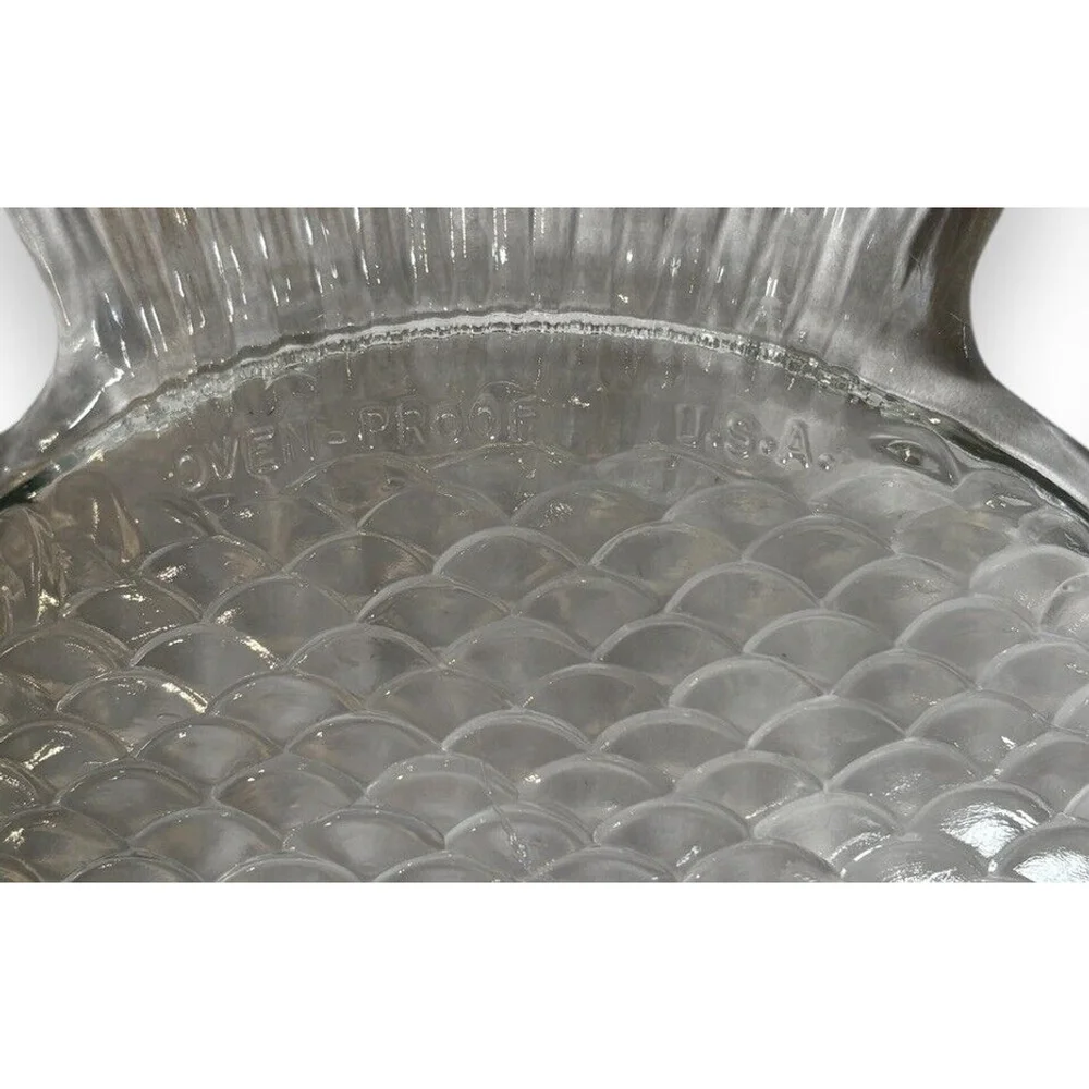 New Set of 9 USA Fish Shaped Vintage Clear Pressed Glass Plates 11 x 8 Heavy